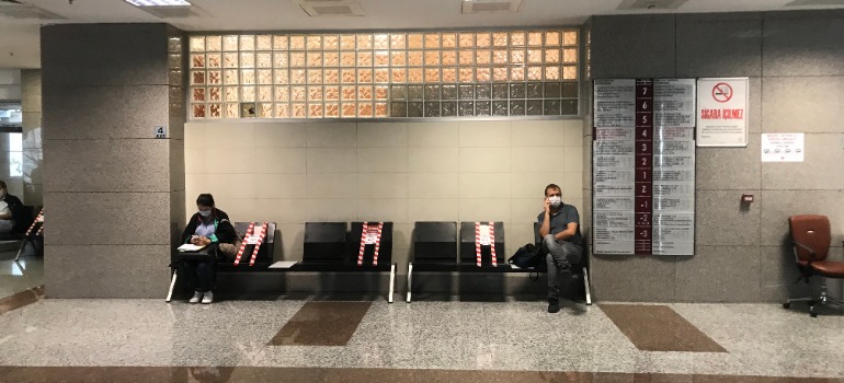 Normalization measures in courthouses hinder journalists’ efforts