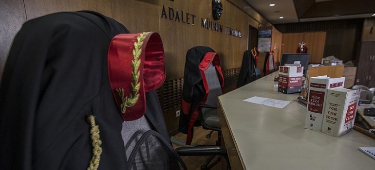 ANALYSIS: Prosecutors return to criminal courts of first instance