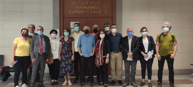 Prosecutor seeks sentence for four Cumhuriyet journalists