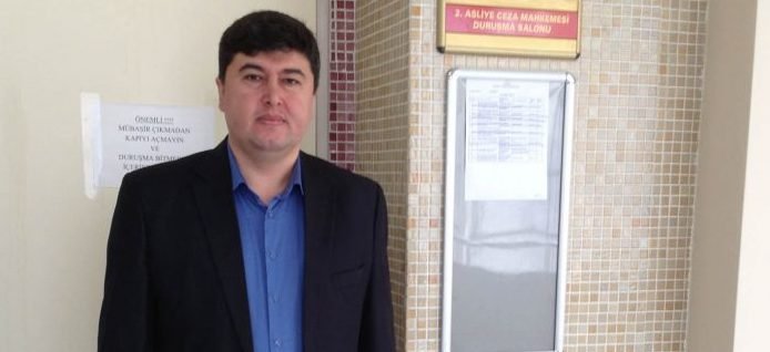 Journalist Harun Çümen remains behind bars after 1st hearing