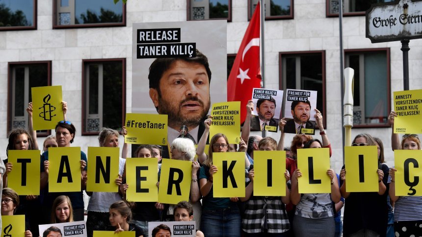 Amnesty’s Kılıç remains behind bars after hearing