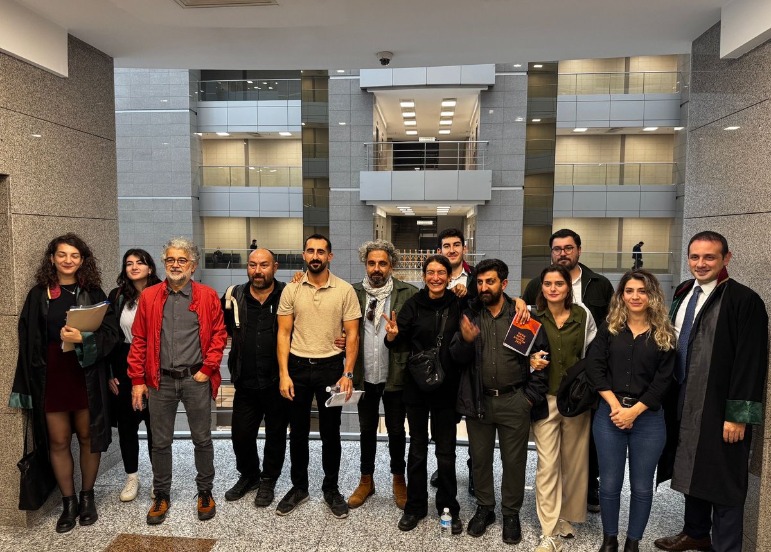 Saraçhane protestolarını takip eden 8 gazeteci hakkındaki dava başladı