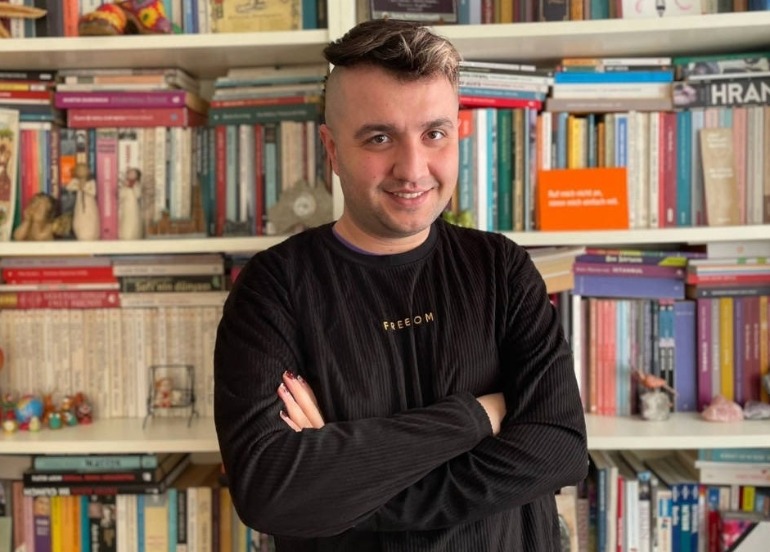 Gazeteci Yıldız Tar’ın yurt dışı yasağı yine kaldırılmadı